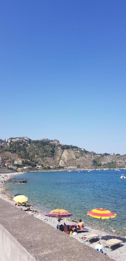 B&B La Costa Di Naxos Giardini Naxos Bagian luar foto