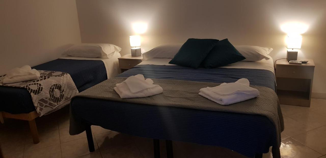 B&B La Costa Di Naxos Giardini Naxos Bagian luar foto
