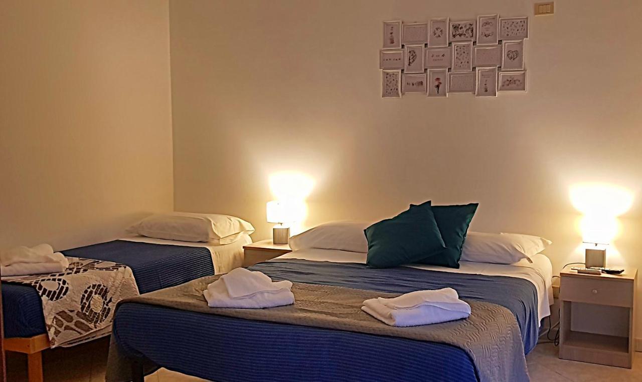 B&B La Costa Di Naxos Giardini Naxos Bagian luar foto