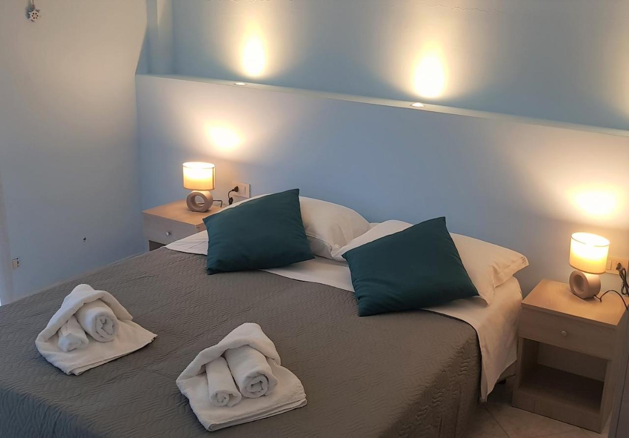 B&B La Costa Di Naxos Giardini Naxos Bagian luar foto